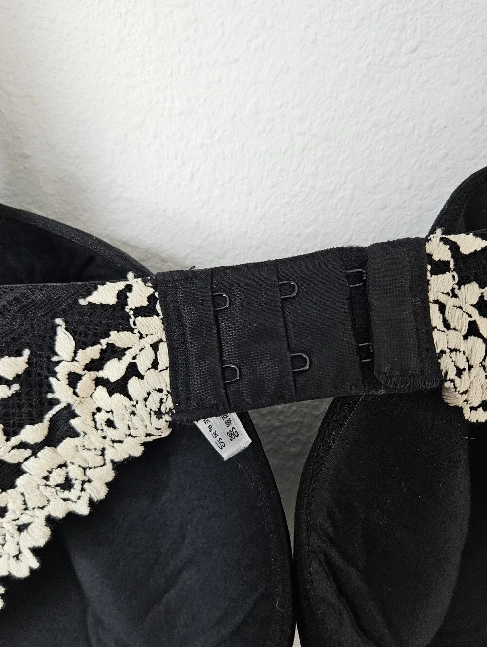 Wacoal Embrace Lace T-Shirt Bra Size 36G